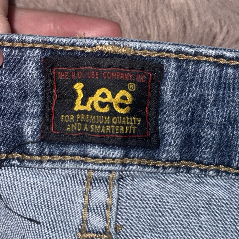Lee blue jean denim shorts women’s short mid rise toned up button zip pockets 6M - Picture 8 of 12